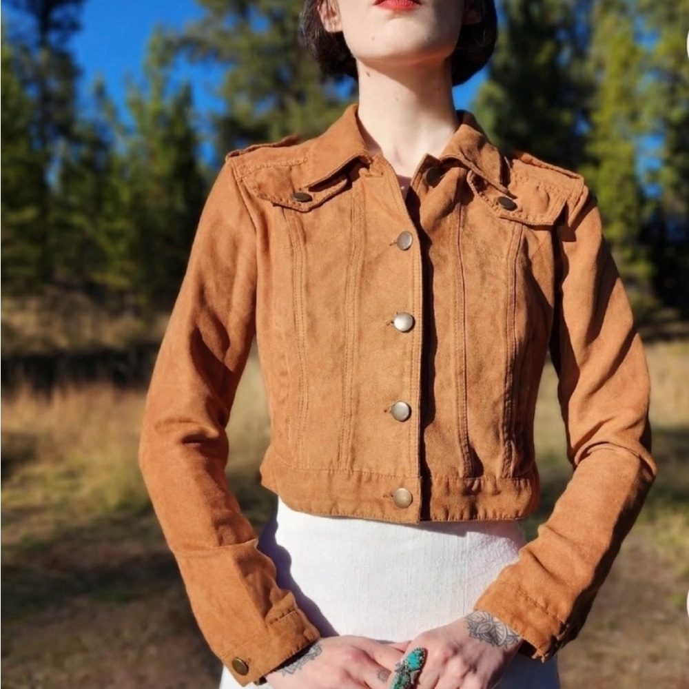 ✨90s Faux Suede Cropped Jacket✨